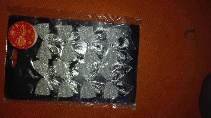 Фотография покупателя товара Украшение ёлочное "Бантик с блеском" (набор 8 шт) 4,5х5,5 см, серебро - Фото 8