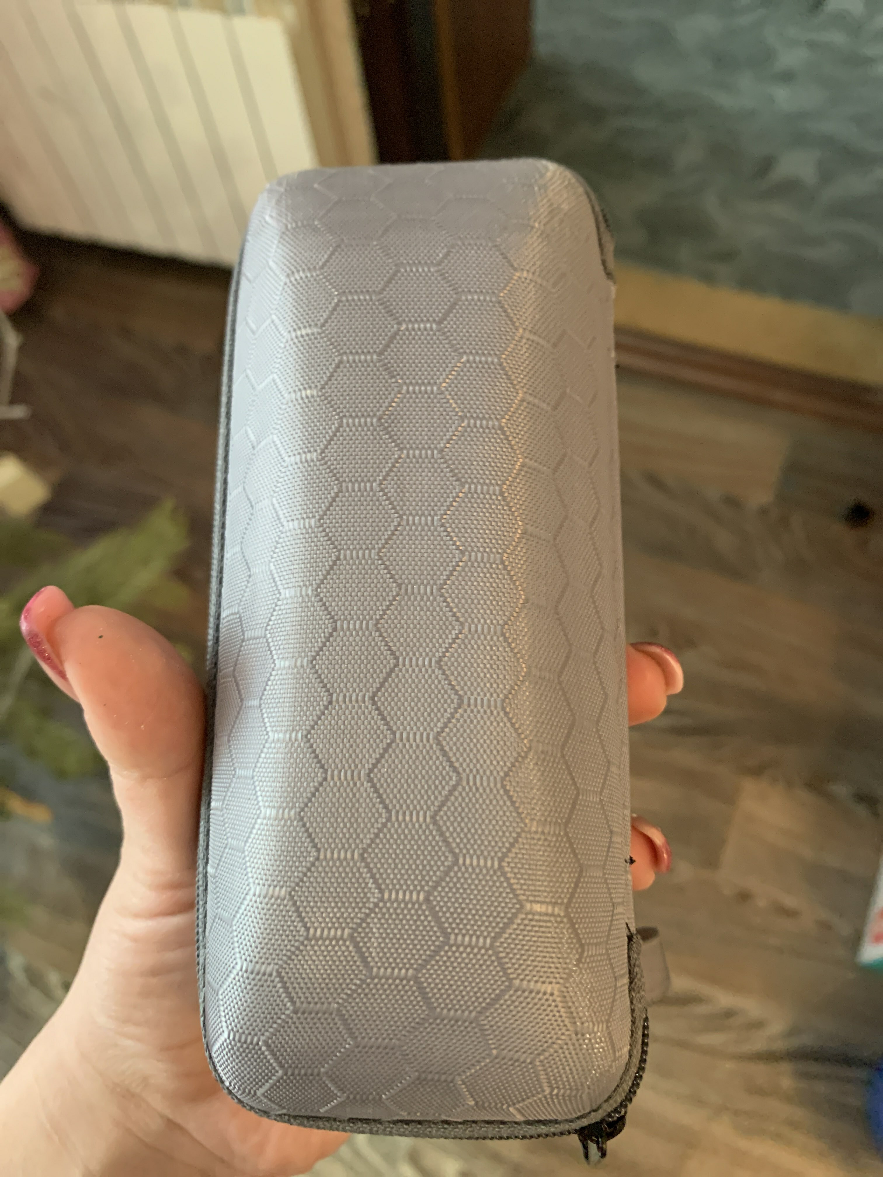 Фотография покупателя товара Футляр для очков, 18,5 × 5 × 6 см, цвет МИКС - Фото 5