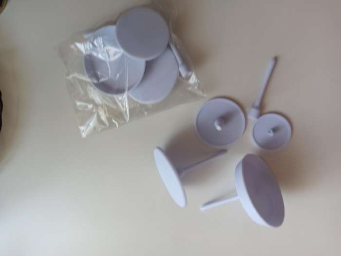 Фотография покупателя товара Набор кондитерских гвоздей Доляна, 4 шт., d=3.5/5/6/7 см, белый - Фото 2