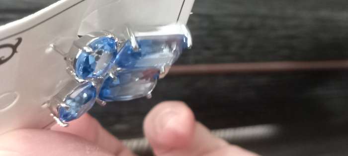 Фотография покупателя товара Серьги со стразами «Весна» овал квадрат, синие в серебре - Фото 5