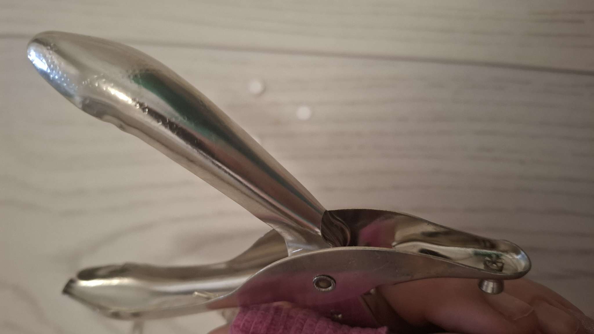 Фотография покупателя товара Дырокол для люверсов, 12.7×5.5×1.5 см - Фото 6