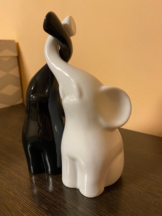 Фотография покупателя товара Фигура "Пара слонов" молочный/шоколад, 7х12х16см - Фото 1