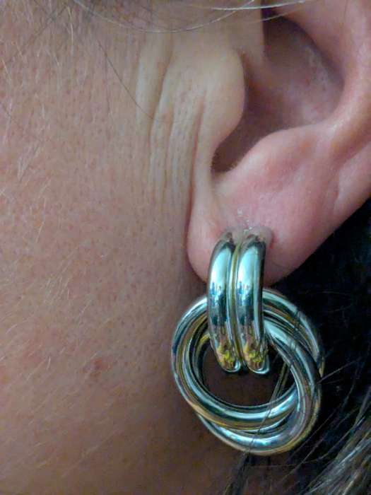 Фотография покупателя товара Серьги QF «Кольца и плетение», набор 4 пары, цвет серебро - Фото 2