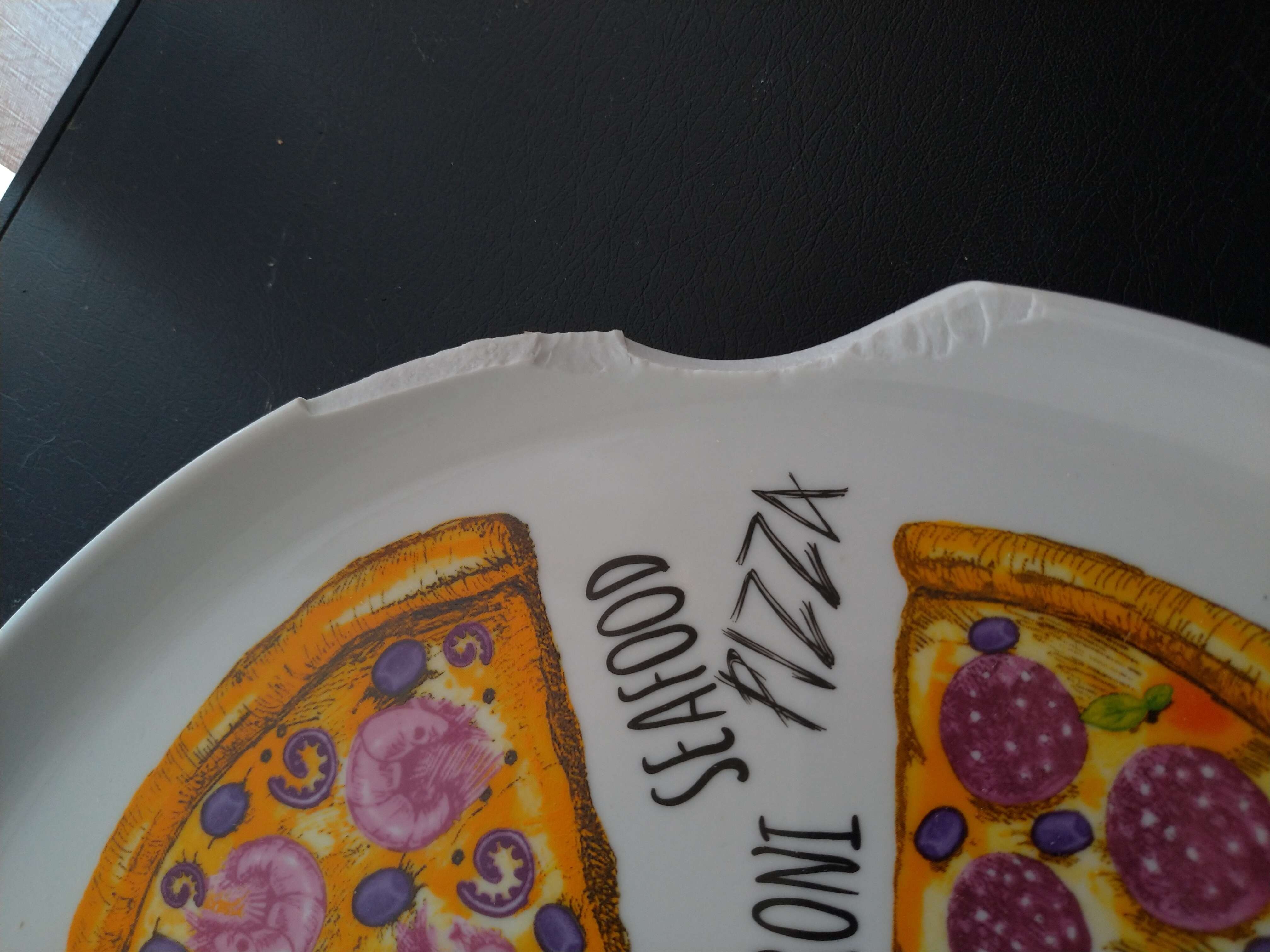 Фотография покупателя товара Набор блюд фарфоровый «Пицца», 7 предметов: 1 шт d=30 см, 6 шт d=20 см, рисунок МИКС