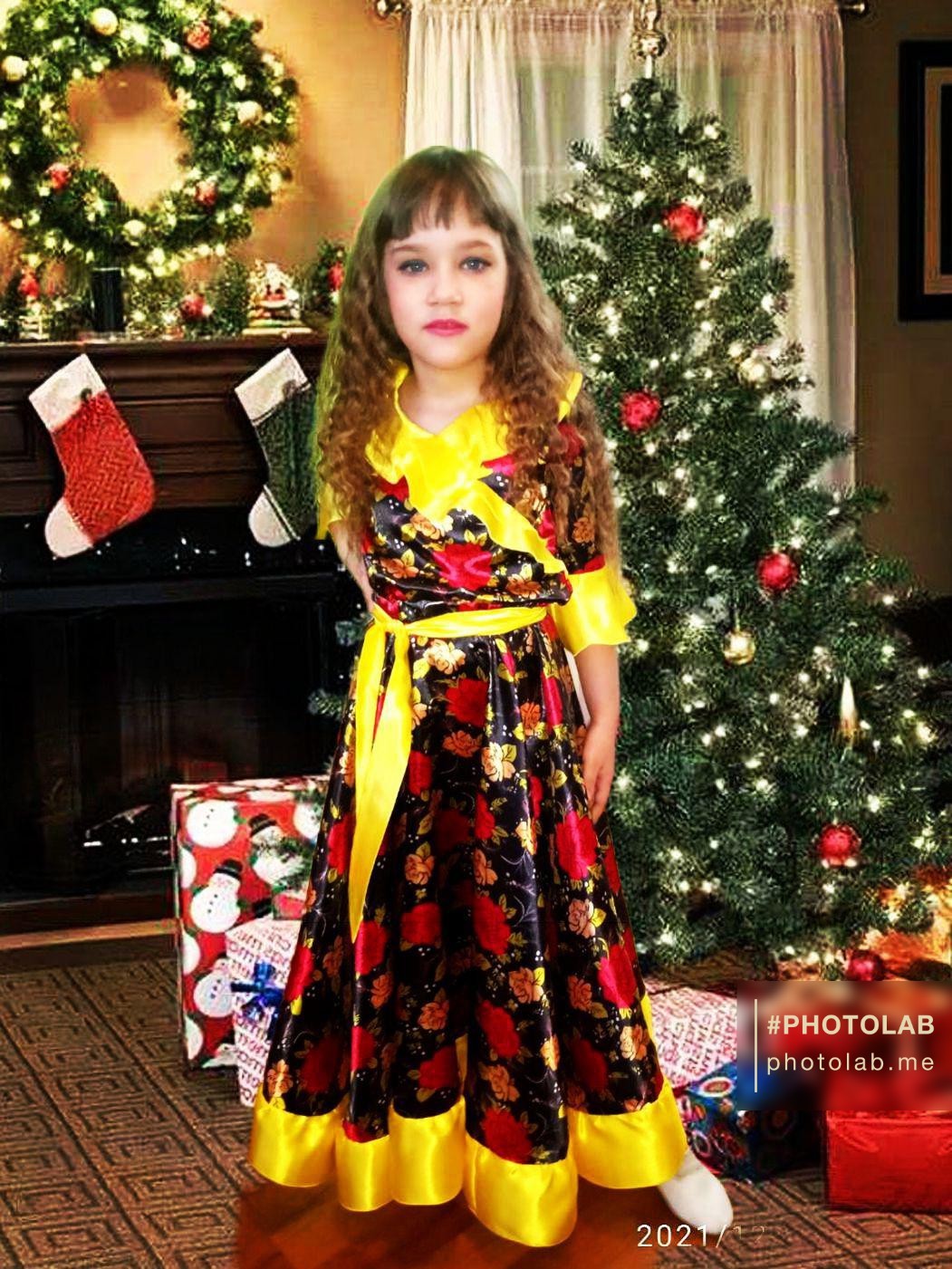 Фотография покупателя товара Карнавальный цыганский костюм для девочки, жёлтый с оборкой по груди, р. 32, рост 122 см - Фото 7
