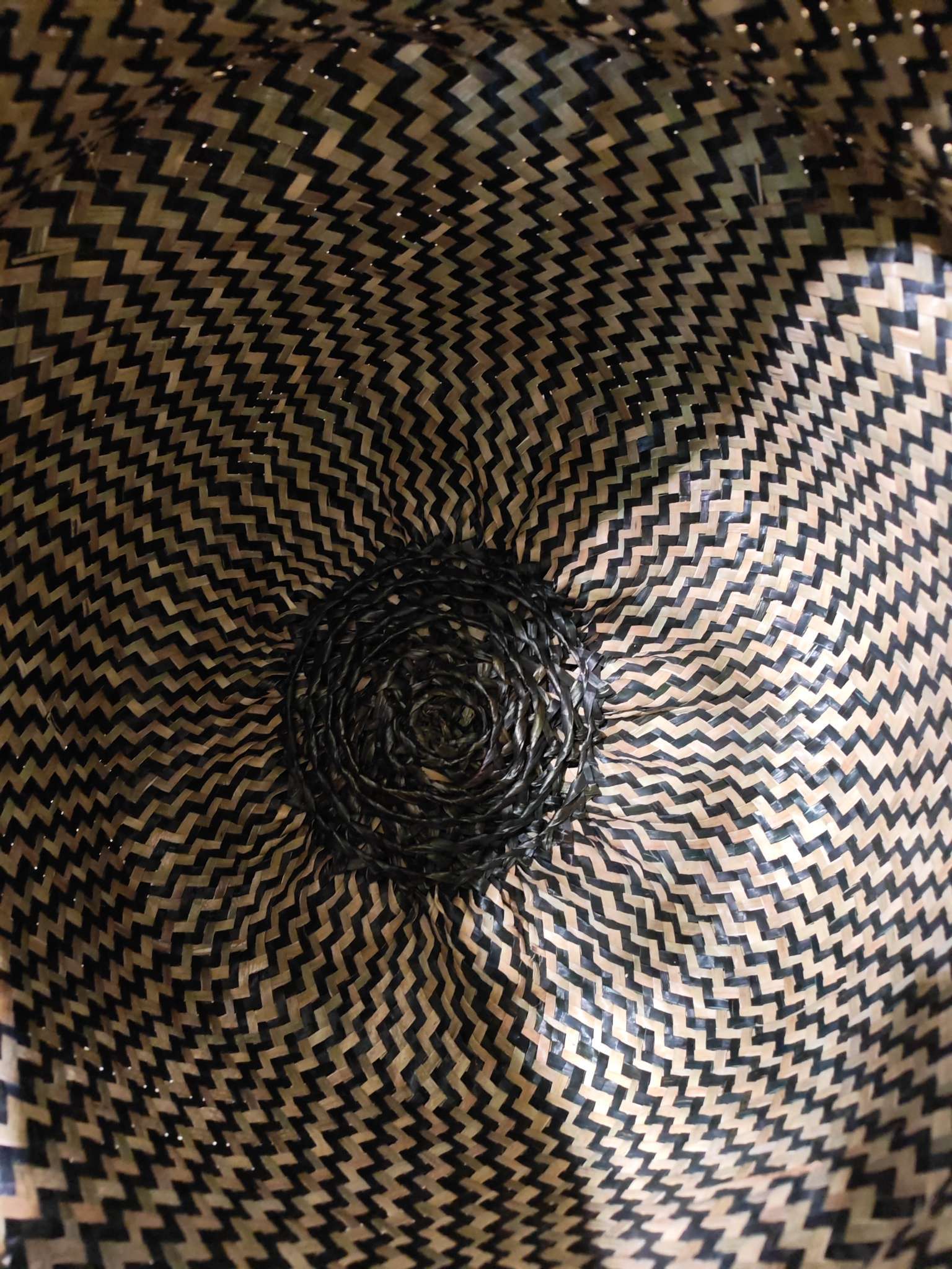 Фотография покупателя товара Корзина для белья плетеная круглая SL Home «Сорренто», камыш, 35×45 см - Фото 3