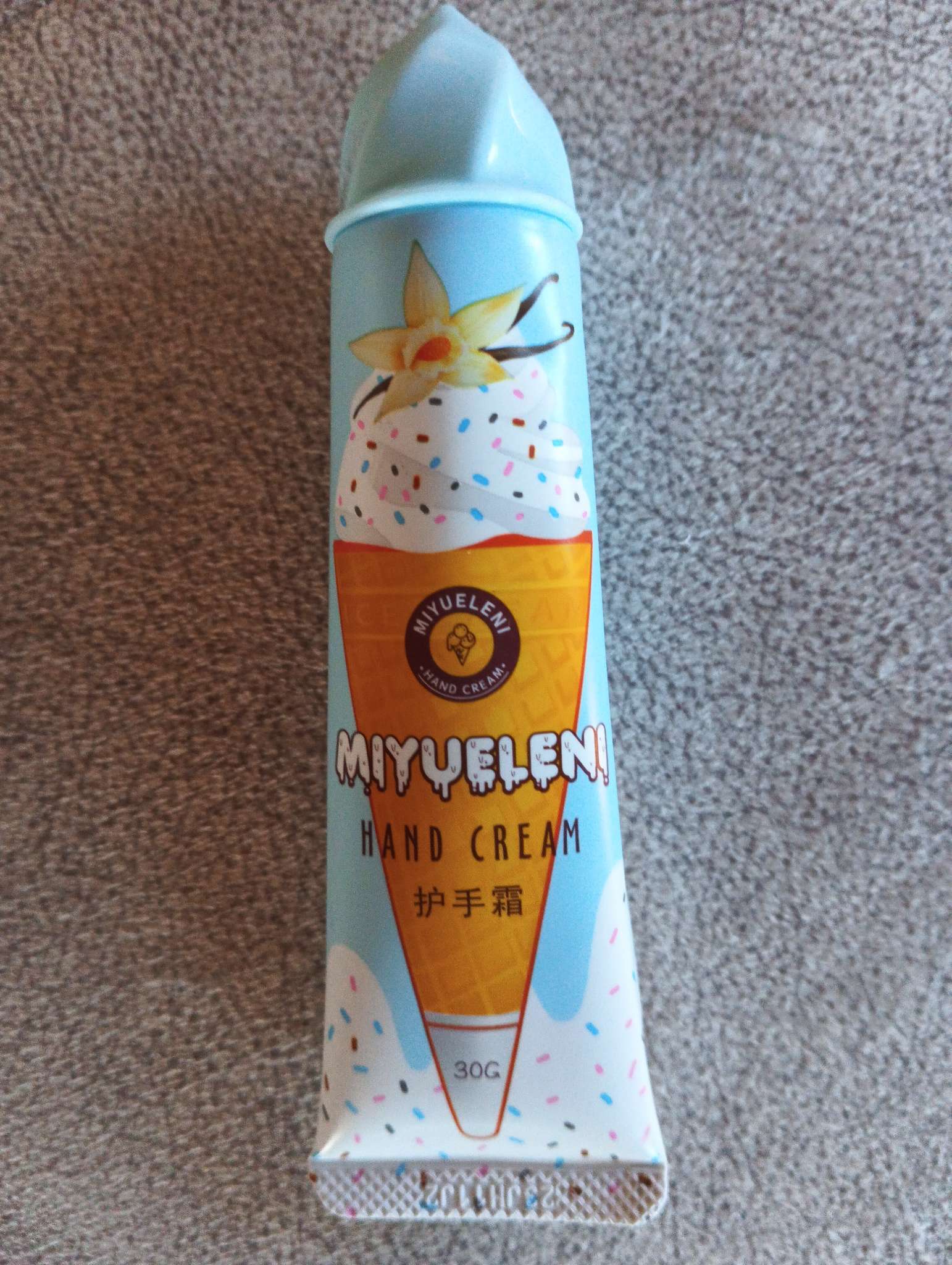 Фотография покупателя товара Крем для рук «Шоколад с мороженым» увлажняющий, 30 мл - Фото 3