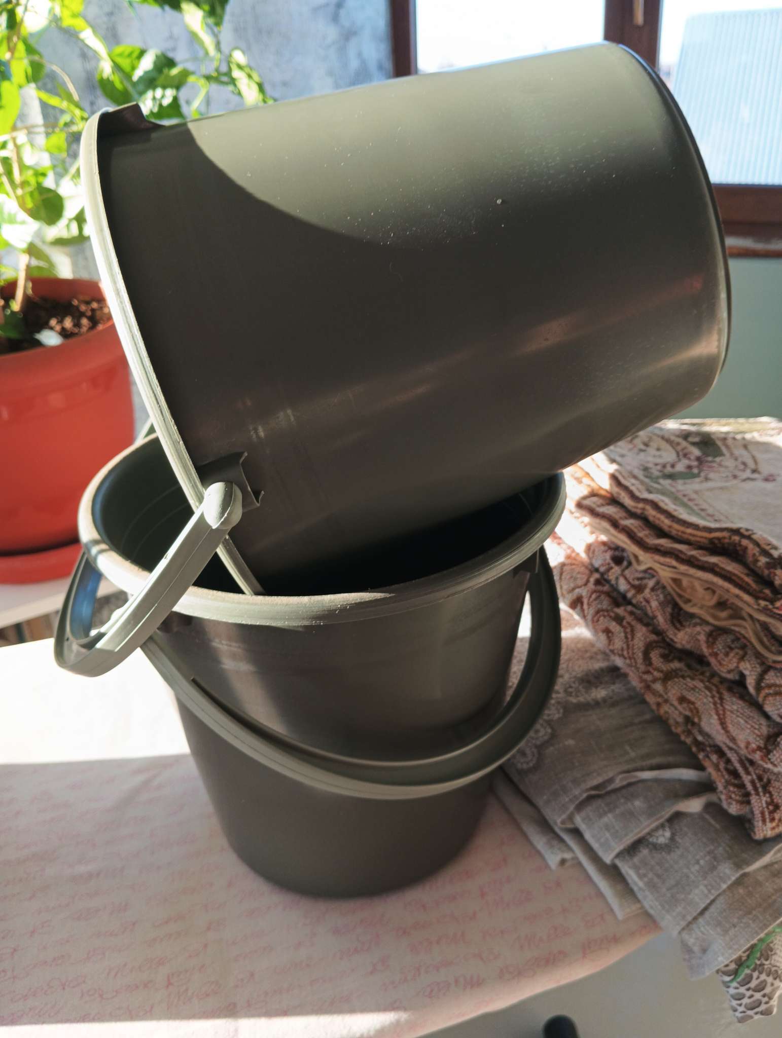 Фотография покупателя товара Ведро хозяйственное, 5 л, пластик, МИКС - Фото 1