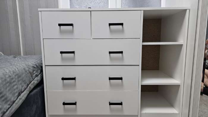 Фотография покупателя товара Комод для вещей «Клик Мебель», 5 ящиков, с дверью, 1100×480×900 мм, цвет белый - Фото 108