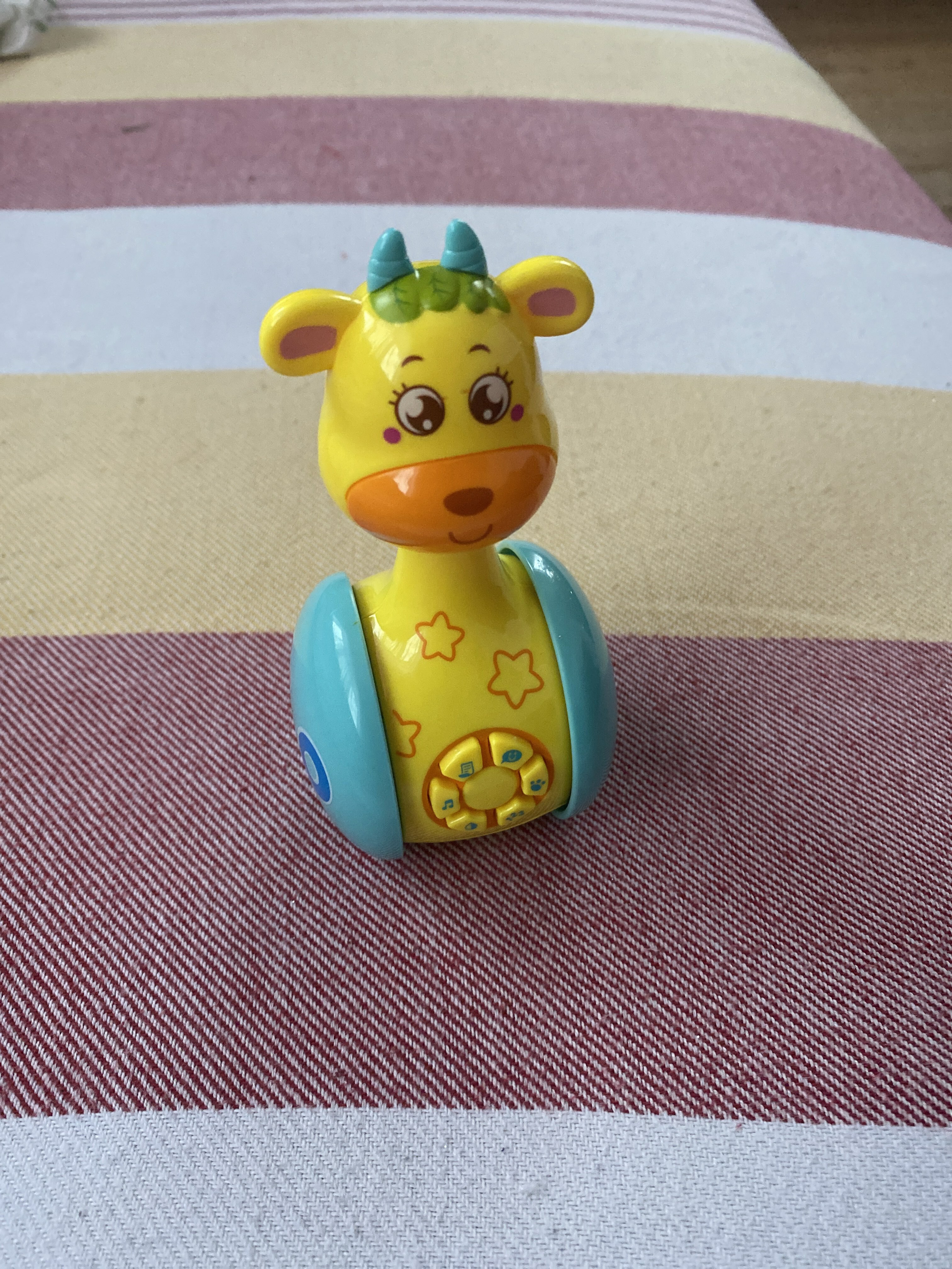 Фотография покупателя товара Развивающая игрушка «Музыкальная неваляшка: Жирафик Роро», звук, свет