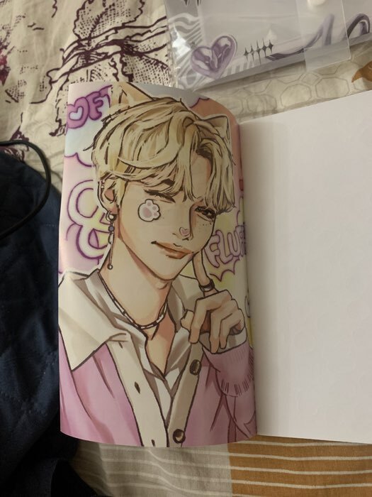 Фотография покупателя товара Набор коллекционера 3в1 «K-pop», биндер, наклейки, 6 карточек - Фото 4