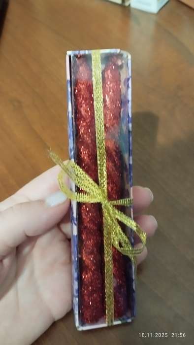 Фотография покупателя товара Набор свечей витых, 1.5×15 см, 2 шт., блестки, сиреневый - Фото 3