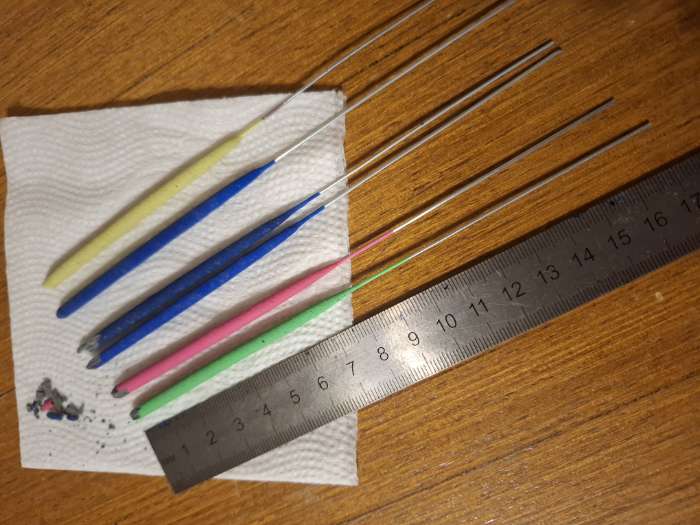 Фотография покупателя товара Бенгальские огни разноцветные «Спектр», 6 шт., 17 см, горение 30 сек. - Фото 48