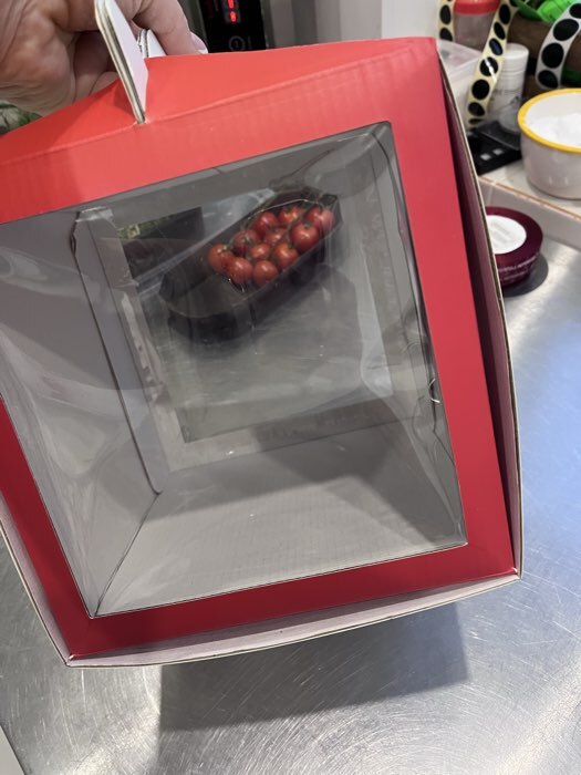 Фотография покупателя товара Коробка кондитерская новогодняя с окном, сундук, «Тепла и уюта», 20×20×20 см - Фото 6