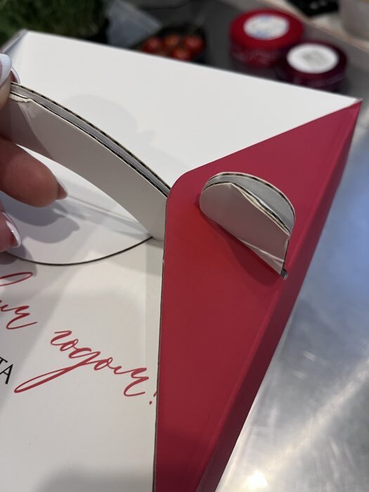 Фотография покупателя товара Коробка кондитерская новогодняя с окном, сундук, «Тепла и уюта», 20×20×20 см - Фото 7