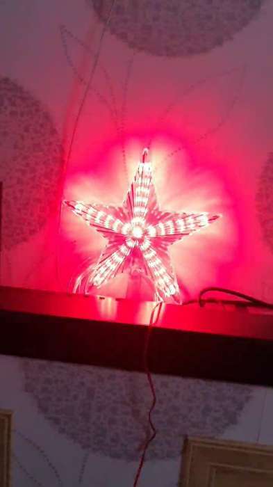 Фотография покупателя товара Светодиодная верхушка на ёлку «Звезда красная» 22 см, 30 LED, провод 2 метра, 220 В, свечение красное - Фото 48