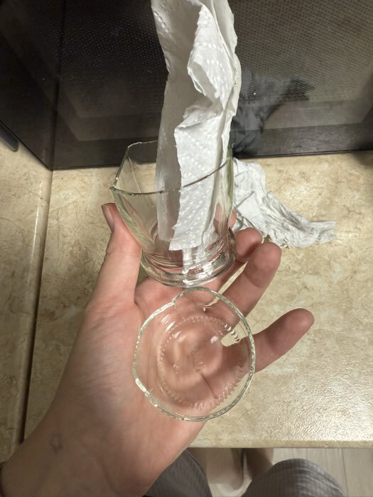 Фотография покупателя товара Набор баночек для специй Доляна «Парфе», 100 мл, 5.7×7 см, с пробковой крышкой, 12 шт., стекло - Фото 2