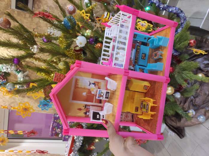 Фотография покупателя товара Дом для куклы, двухэтажный, с аксессуарами, уценка - Фото 1