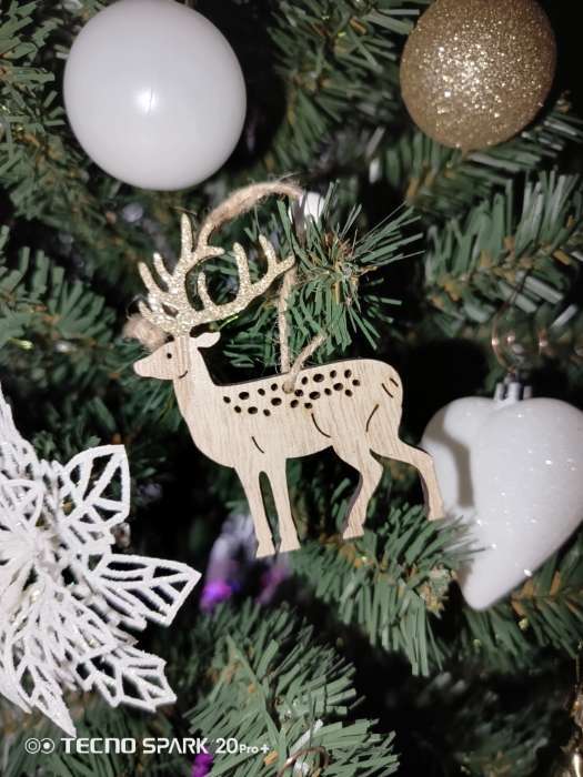 Фотография покупателя товара Елочная игрушка «Золотой олень», деревянная - Фото 1