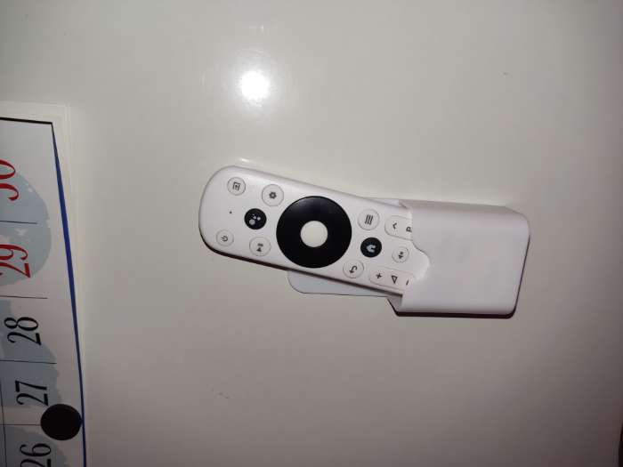 Фотография покупателя товара Магнитная универсальная подставка для маркеров и губок белого цвета «Классика» 3×5×10.5 см - Фото 3