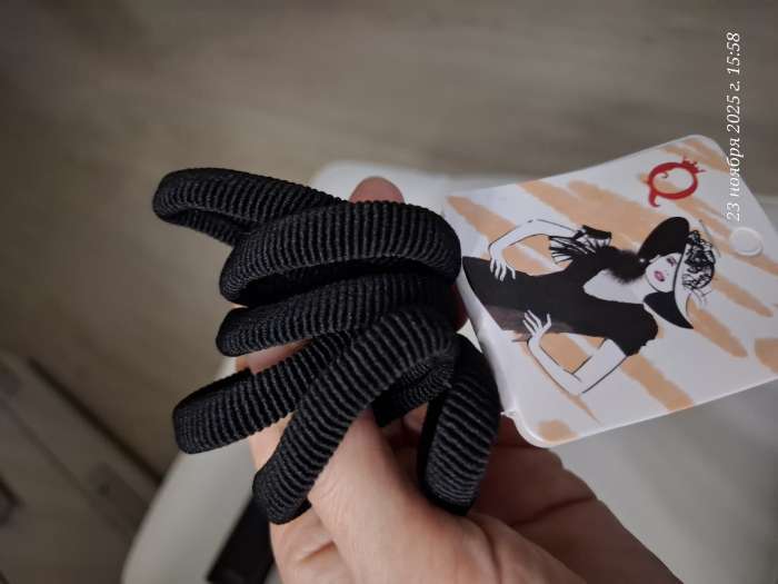 Фотография покупателя товара Резинки для волос QF «Амелия», набор 6 шт., тайна, 4 см, чёрные - Фото 1