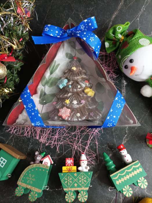 Фотография покупателя товара Коробка для печенья, «Новогодняя Ёлка», 18×18×4 см, Новый год - Фото 1