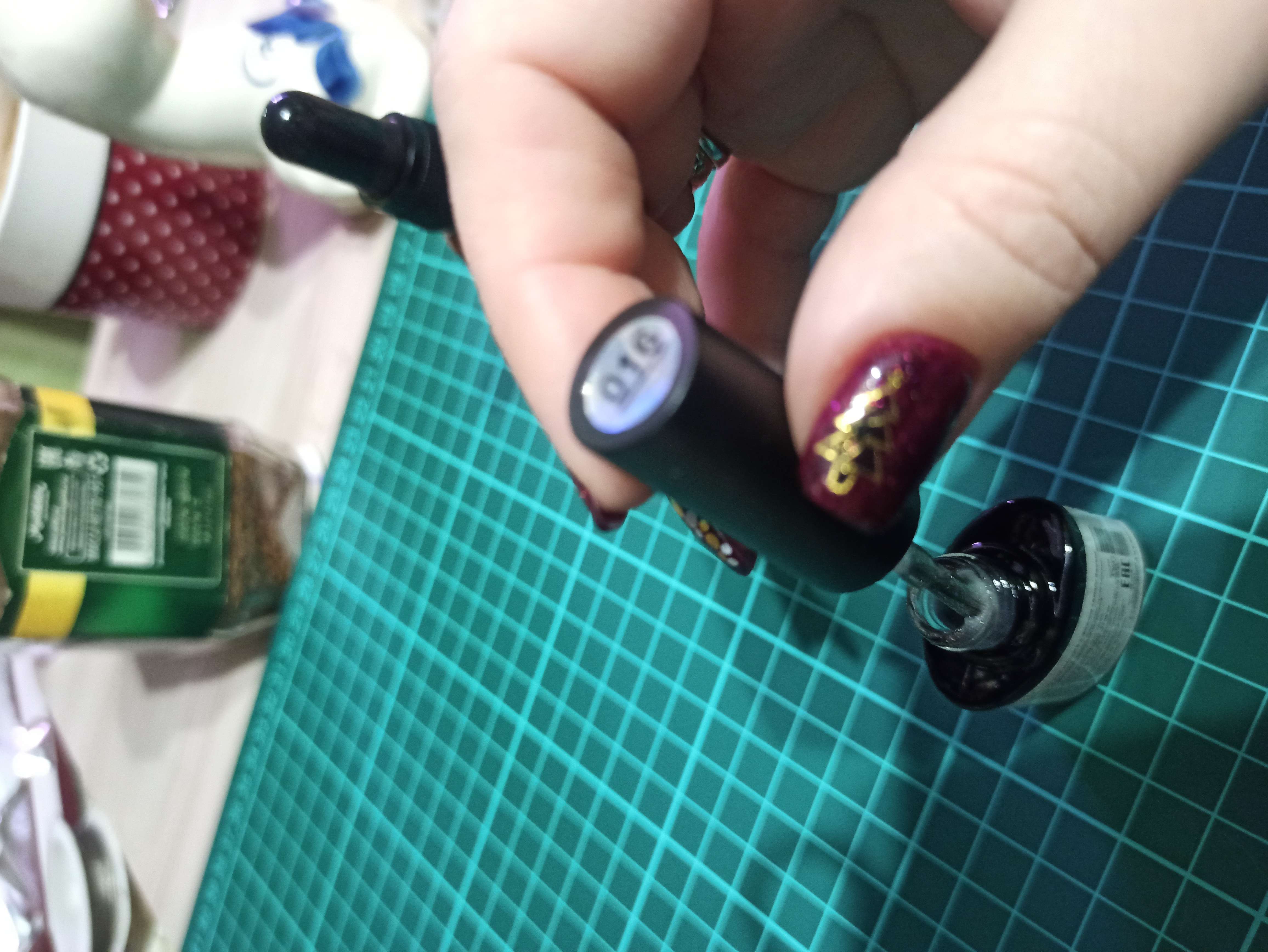 Фотография покупателя товара Гель-лак для ногтей "Хамелеон", трёхфазный LED/UV, для чёрной основы, 10мл, цвет 016 коричневый - Фото 17