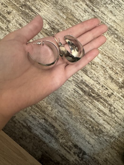 Фотография покупателя товара Серьги металл «Полумесяц», цвет серебро - Фото 1