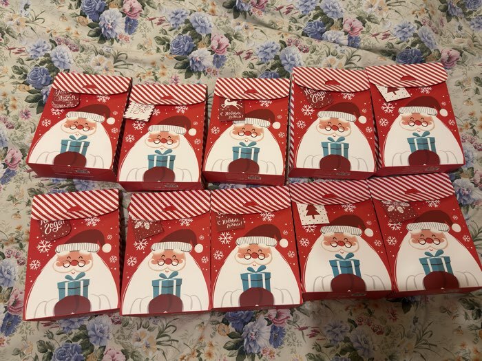 Фотография покупателя товара Коробка подарочная новогодняя складная «Праздник к нам приходит», 15×7×22 см, Новый год - Фото 1