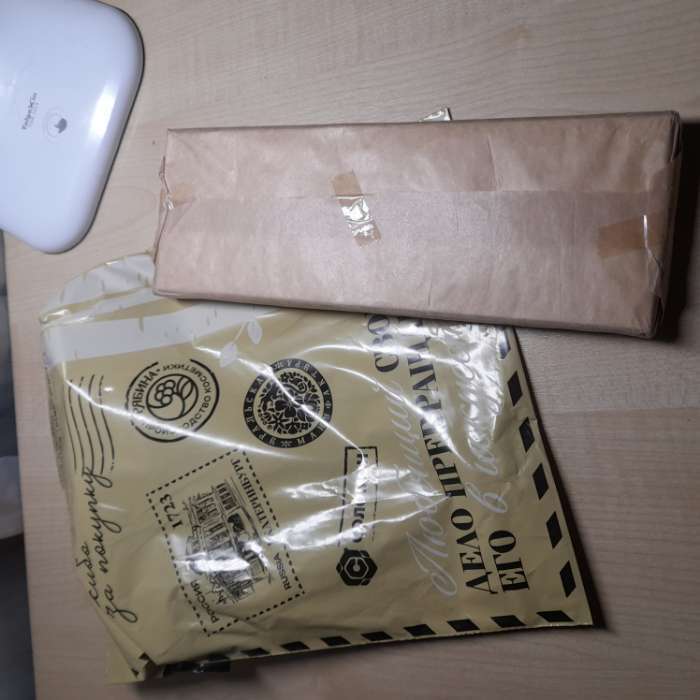 Фотография покупателя товара Гитара сувенирная Ibanez, на подставке, 24×8×2 см, чёрно-белая - Фото 7