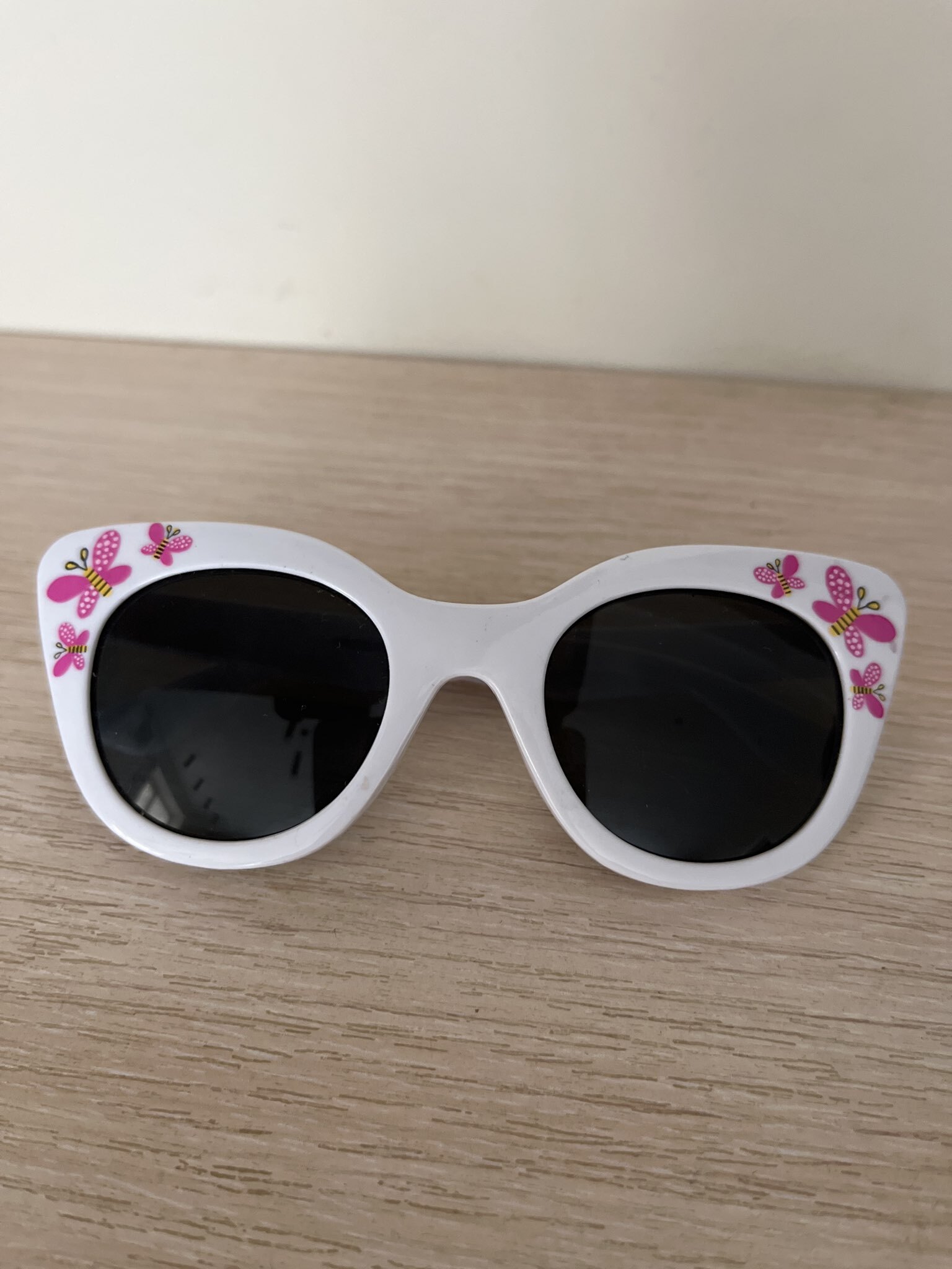 Фотография покупателя товара Очки солнцезащитные детские OneSun, uv 400, 13×4 см, линза 4×4.5 см, микс - Фото 1