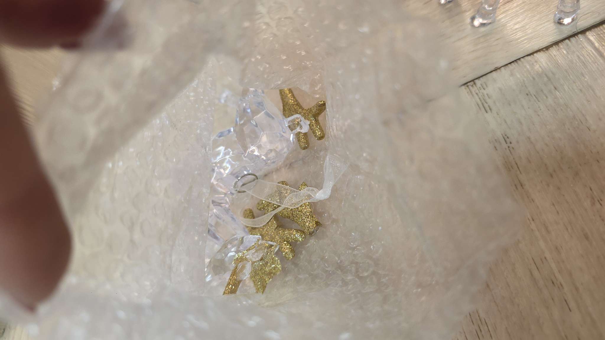 Фотография покупателя товара Ёлочная игрушка «Зимнее волшебство. Олень грация», 8×14 см, прозрачно-золотой - Фото 17