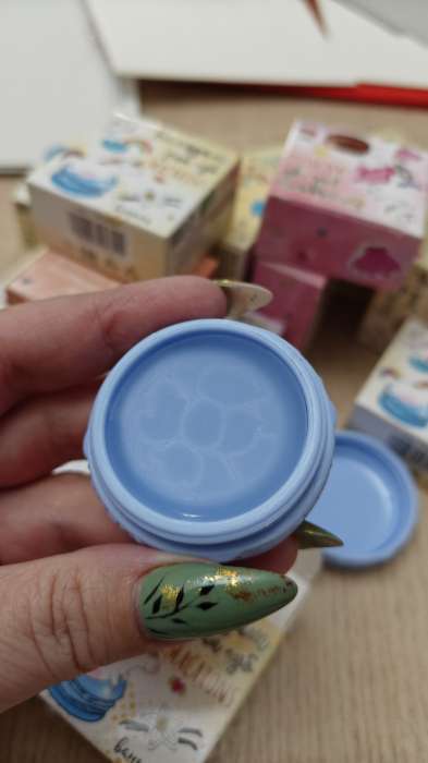 Фотография покупателя товара Бальзам для губ «Клубника», 10 г - Фото 3