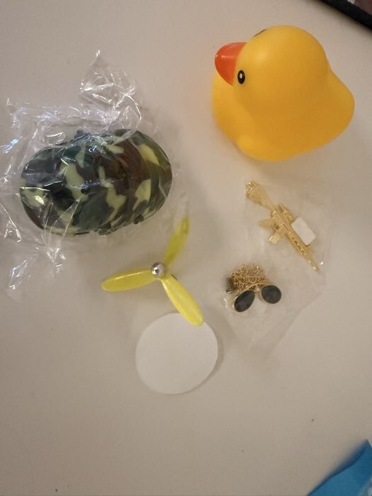 Фотография покупателя товара Игрушка на панель автомобиля «Утка в шлеме хаки» жёлтая - Фото 3