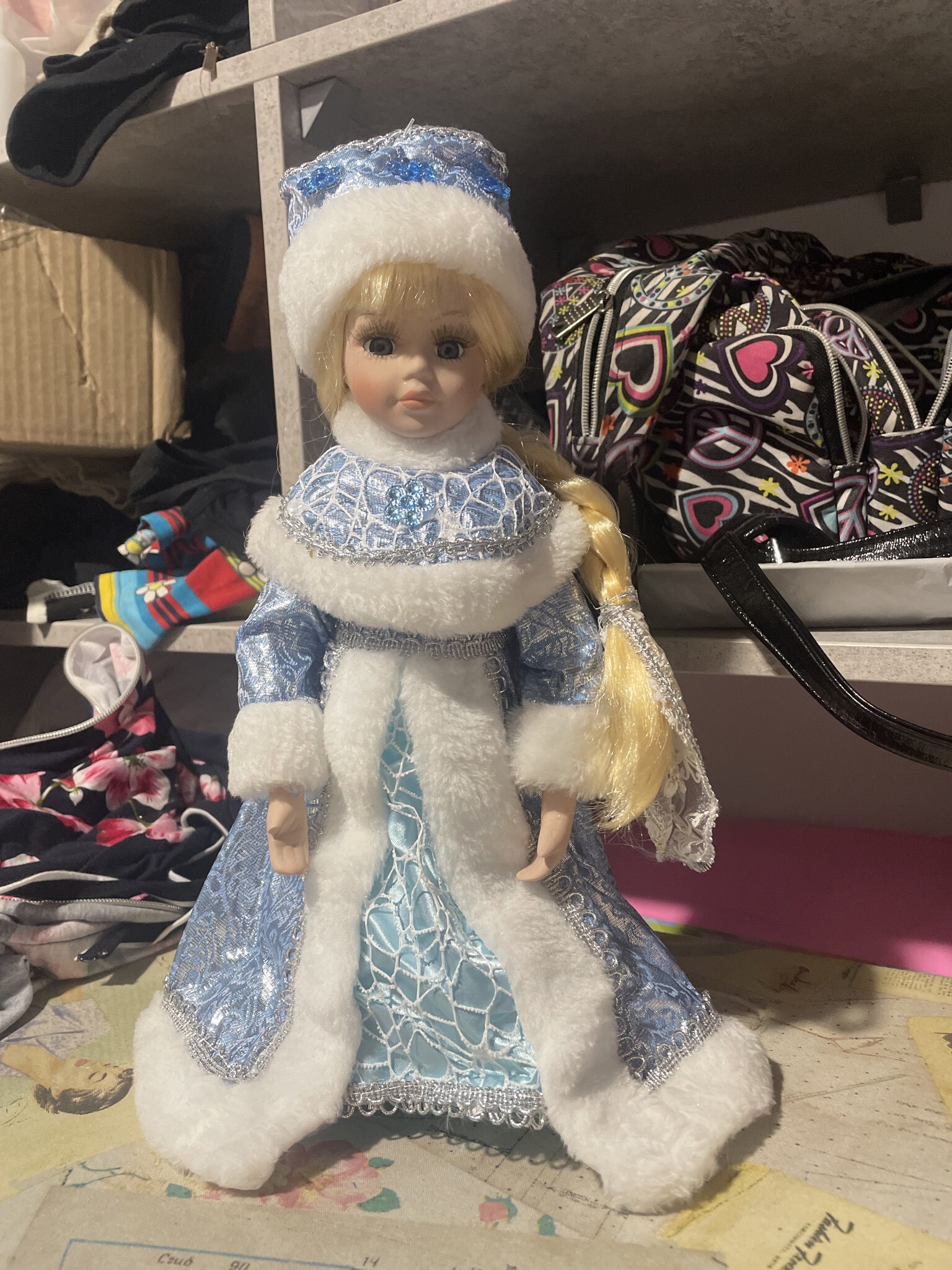 Фотография покупателя товара Снегурочка под ёлку «Зимнее волшебство. В шубе с узором-паутинка», 34 см, голубой - Фото 2