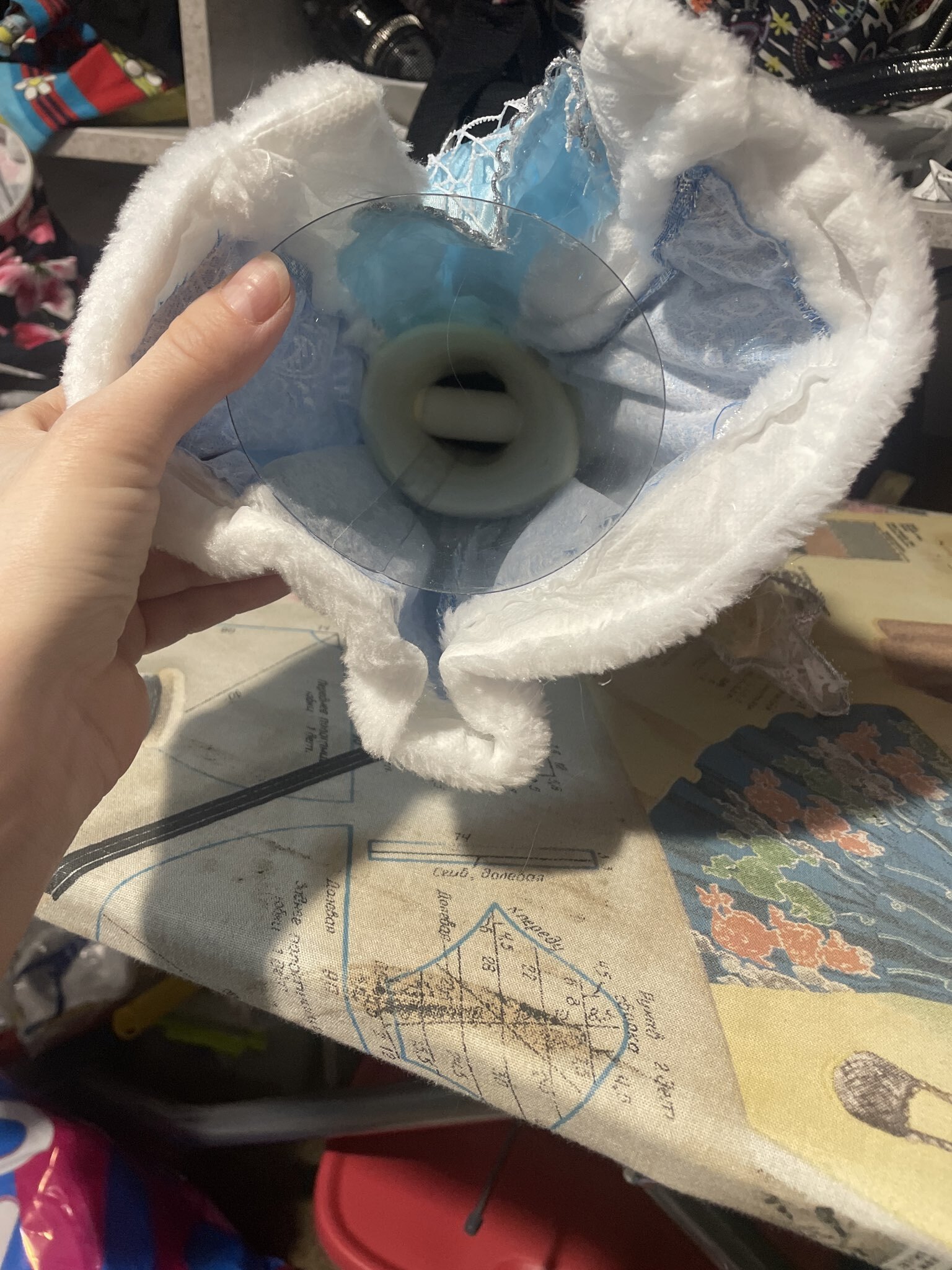 Фотография покупателя товара Снегурочка под ёлку «Зимнее волшебство. В шубе с узором-паутинка», 34 см, голубой - Фото 3