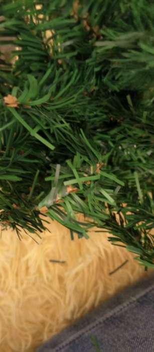 Фотография покупателя товара Искусственная ёлка «Зимнее волшебство. Простая», 90 см, 90 ПВХ веток отгибаются - Фото 188