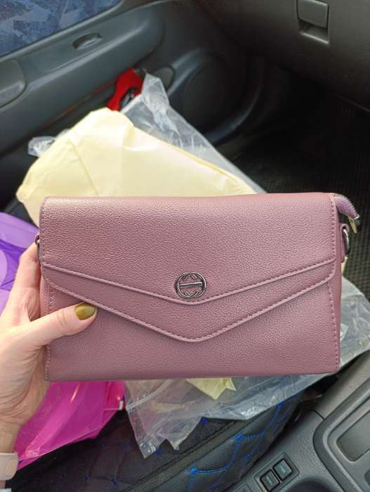 Фотография покупателя товара Сумка женская мессенджер на магните, 24×10×15 см, бордовая - Фото 1