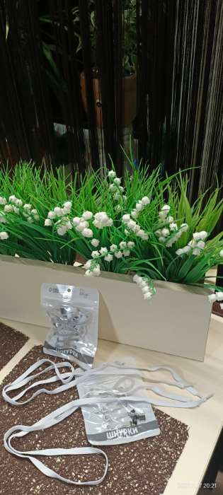 Фотография покупателя товара Шнурки для обуви, пара, плоские, с фиксаторами, эластичные, 8 мм, 100 см, белые - Фото 1