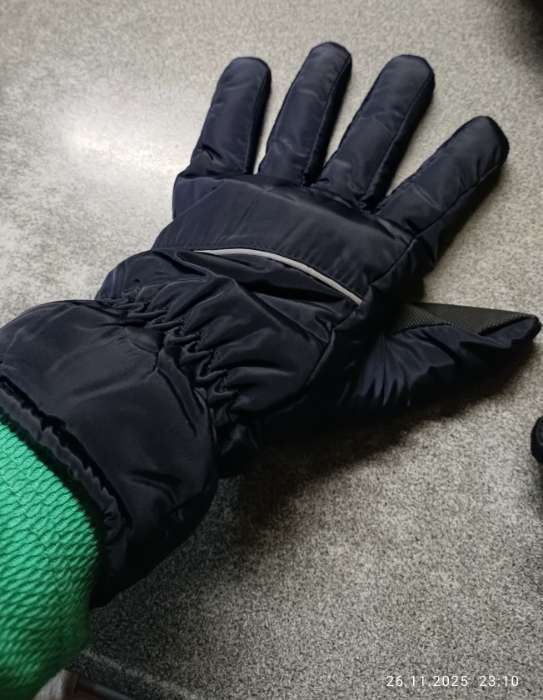 Фотография покупателя товара Перчатки женские MINAKU: Hello, winter!, с утеплителем, тёмно-синие, размер 24 см - Фото 1