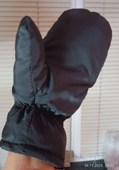 Фотография покупателя товара Варежки женские MIST, с меховым утеплителем, размер 26 см, серые - Фото 3