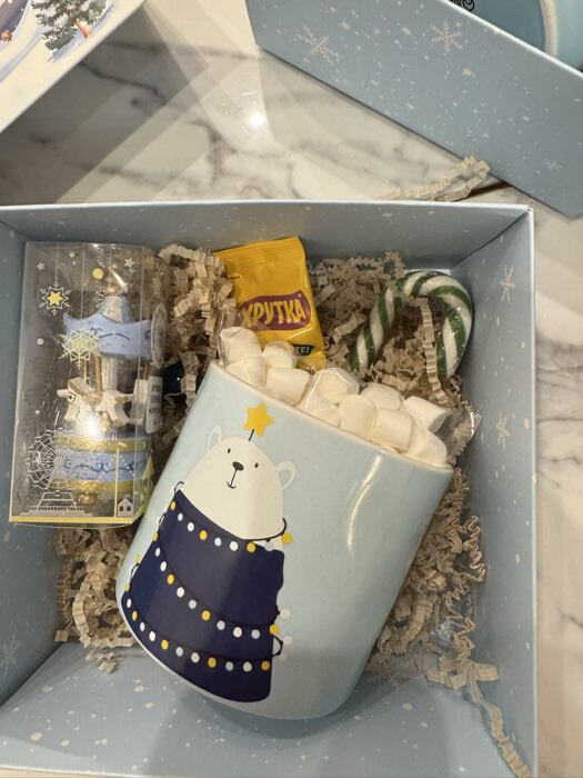 Фотография покупателя товара Кружка новогодняя керамическая «Все сбудется», 300 мл - Фото 2