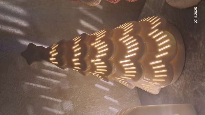 Фотография покупателя товара Светодиодная фигура «Ёлочка ажурная», 19.8×10.8×10.8 см, 1 LED, керамика, от батареек LR44×3, тёплый белый свет - Фото 1