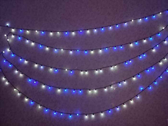 Фотография покупателя товара Гирлянда «Нить» 20 м с насадками «Шарики 1.5 см», IP44, тёмная нить, 200 LED, свечение бело-синее, мигание, 220 В, УЦЕНКА - Фото 4