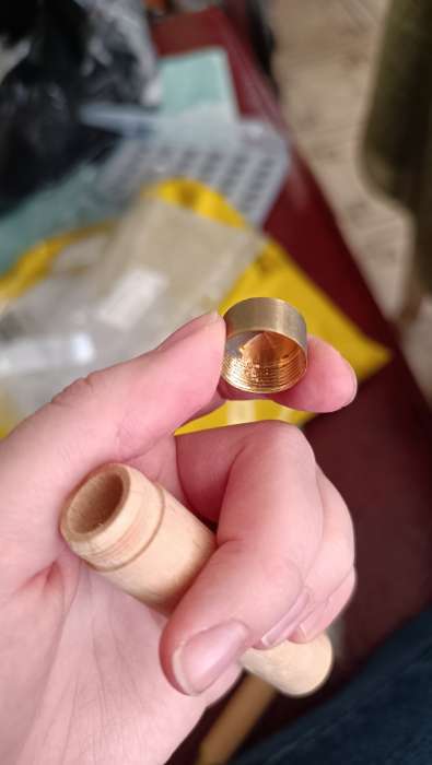 Фотография покупателя товара Игольница-туба, 8.6×1.8×8 см, дерево, коричневая - Фото 3