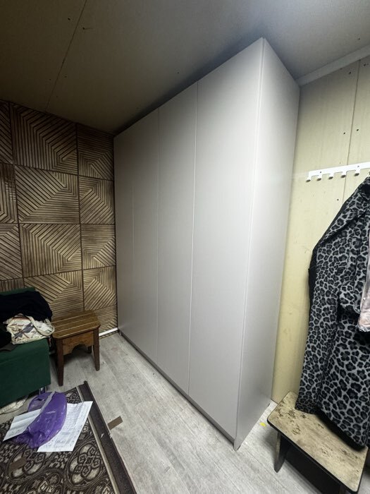 Фотография покупателя товара Шкаф прямой трёхстворчатый «Бруно», 1200×505×2216 мм, цвет белый - Фото 10