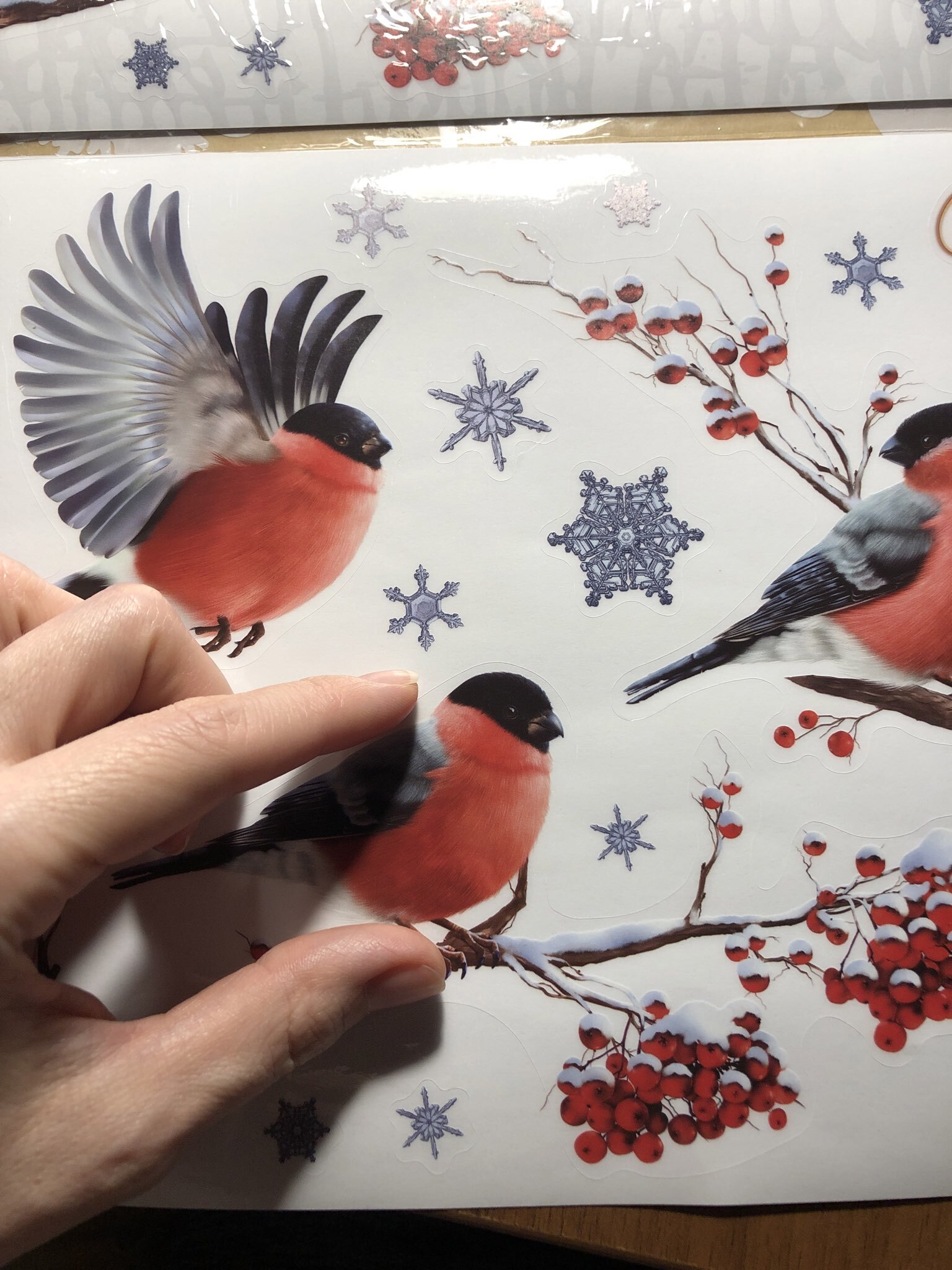 Фотография покупателя товара Наклейки на окна многоразовые «Новый год», снежинки 20×34 см - Фото 2