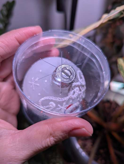 Фотография покупателя товара Ёлочный шар «Ветерок», новогодний, d=6 см, белый - Фото 1