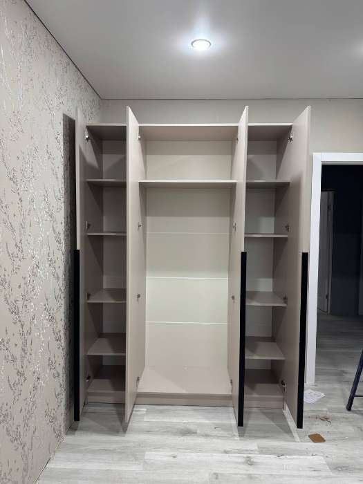 Фотография покупателя товара Шкаф прямой трёхстворчатый «Бруно», 1200×505×2216 мм, цвет белый - Фото 74