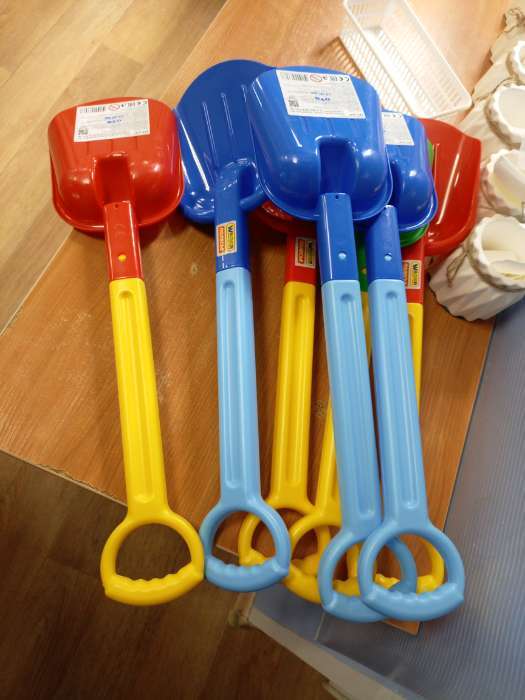 Фотография покупателя товара Лопата большая №2 детская, 53.5 см, МИКС - Фото 2